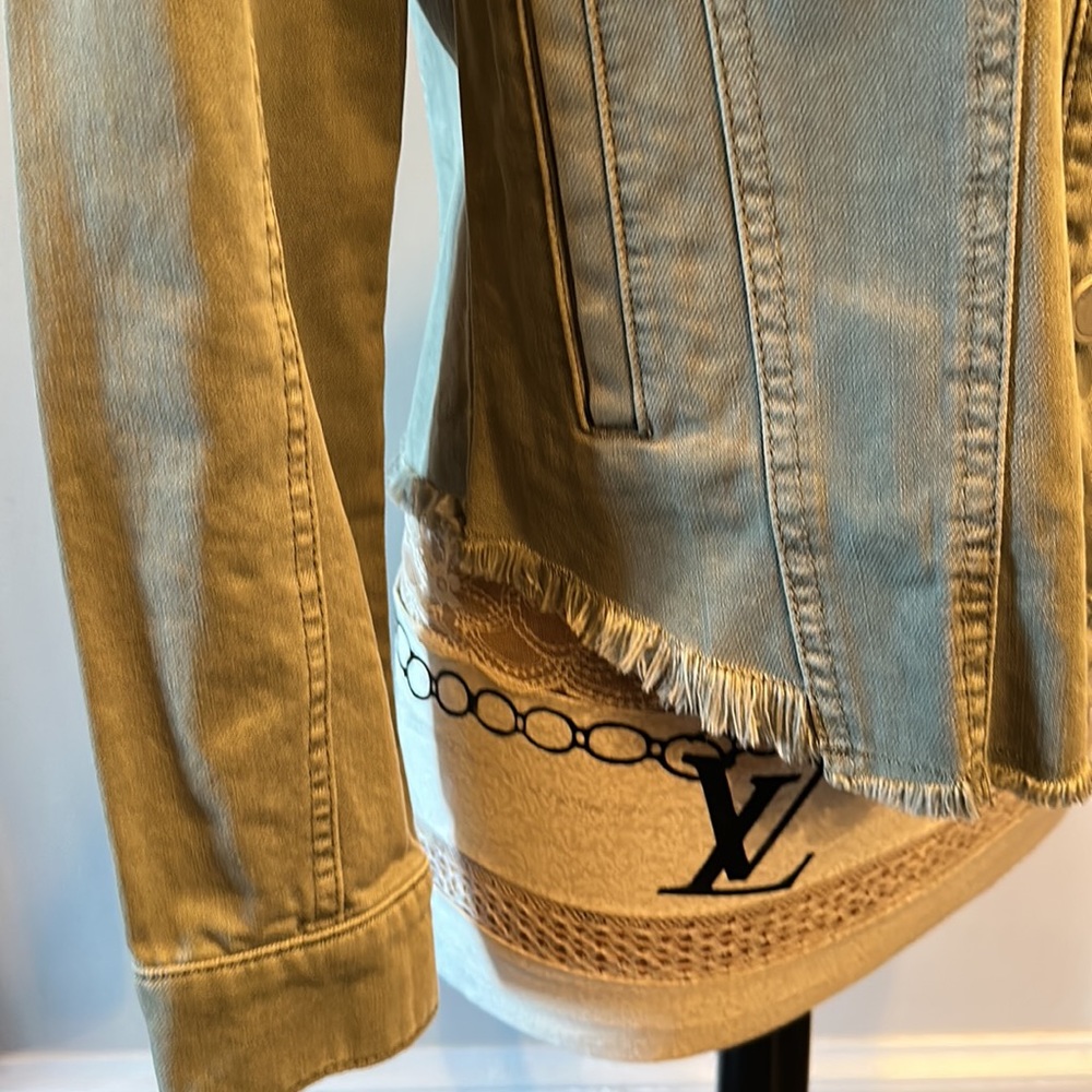 Denim jacket - Picture 3 of 4